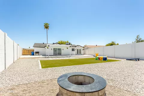 Exterior - 3908 E Marilyn Rd, Phoenix, AZ 85032 photo 7 of 10