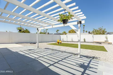 Exterior - 3908 E Marilyn Rd, Phoenix, AZ 85032 photo 9 of 10