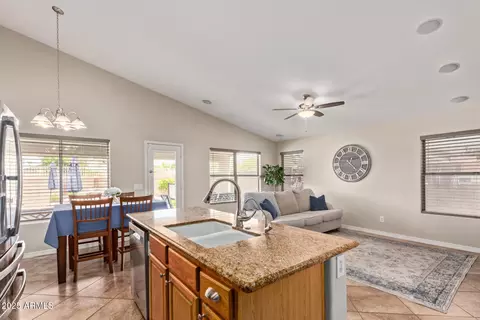 Kitchen - 11316 E Persimmon Ave, Mesa, AZ 85212 photo 3 of 3