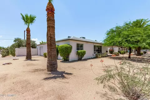 Exterior - 2001 W Marshall Ave, Phoenix, AZ 85015 photo 1 of 4