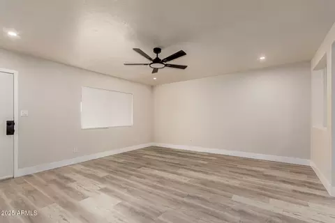 Living - 4311 N 80th Ln, Phoenix, AZ 85033 photo 1 of 4