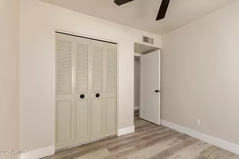Bedroom - 4311 N 80th Ln, Phoenix, AZ 85033 photo 3 of 4