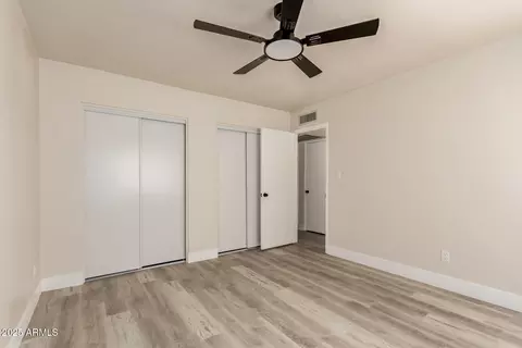 Bedroom - 4311 N 80th Ln, Phoenix, AZ 85033 photo 2 of 4