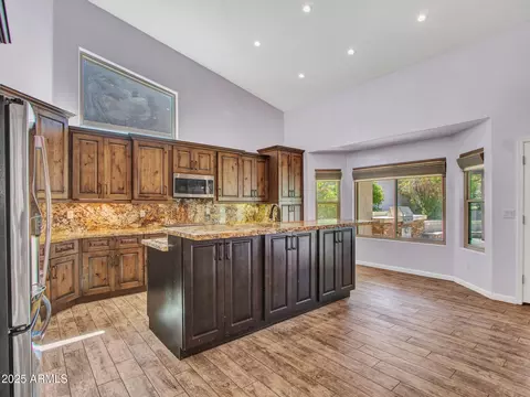 Kitchen - 1331 E Ludlow Dr, Phoenix, AZ 85022 photo 1 of 5