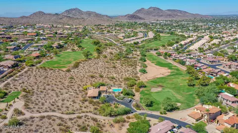 View/Area - 1331 E Ludlow Dr, Phoenix, AZ 85022 photo 8 of 9