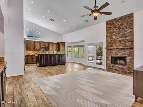 Living - 1331 E Ludlow Dr, Phoenix, AZ 85022 photo 8 of 8