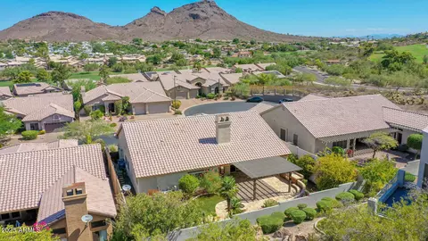 View/Area - 1331 E Ludlow Dr, Phoenix, AZ 85022 photo 4 of 9