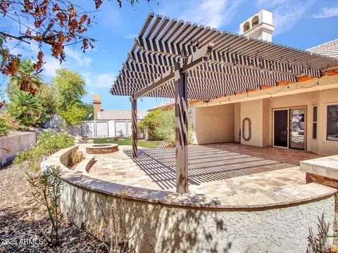 Exterior - 1331 E Ludlow Dr, Phoenix, AZ 85022 photo 6 of 10