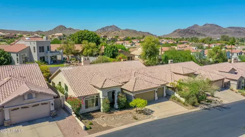 View/Area - 1331 E Ludlow Dr, Phoenix, AZ 85022 photo 2 of 9