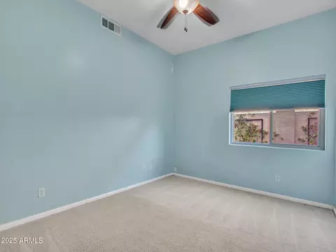 Bedroom - 1331 E Ludlow Dr, Phoenix, AZ 85022 photo 3 of 4