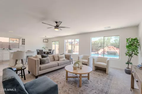 3121 W Lynne Ln, Phoenix, AZ 85041