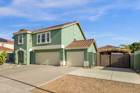 10535 W Daley Ln, Peoria, AZ 85383