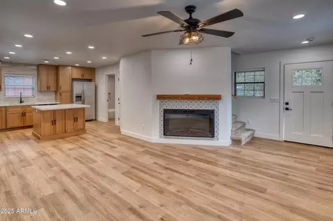 3166 Tonto Dr, Overgaard, AZ 85933