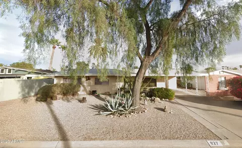 827 S Saranac Ave, Mesa, AZ 85208