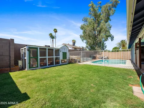 Exterior - 4147 W Crocus Dr, Phoenix, AZ 85053 photo 2 of 4
