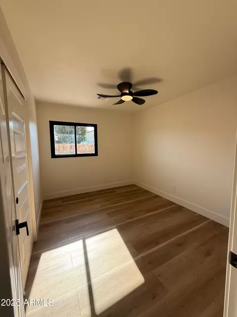 Bedroom - 4046 N 75th Dr, Phoenix, AZ 85033 photo 3 of 5