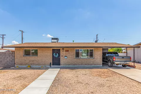 3009 S Clementine Dr, Tempe, AZ 85282