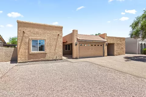 9332 E Citrus Ln N, Sun Lakes, AZ 85248