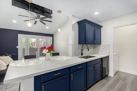 623 W Guadalupe Rd #254, Mesa, AZ 85210