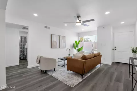 Living - 1927 E Hampton Ave #208, Mesa, AZ 85204 photo 3 of 4