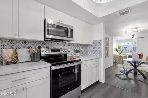Kitchen - 1927 E Hampton Ave #208, Mesa, AZ 85204 photo 4 of 5