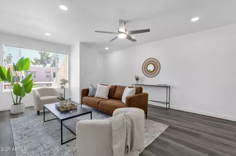 Living - 1927 E Hampton Ave #208, Mesa, AZ 85204 photo 1 of 4