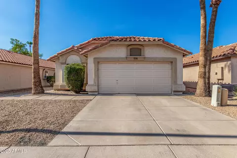 914 W Redondo Dr, Gilbert, AZ 85233