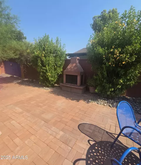 Exterior - 1536 W Glenn Dr, Phoenix, AZ 85021 photo 7 of 7