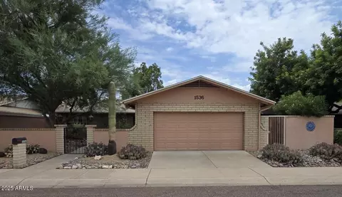 1536 W Glenn Dr, Phoenix, AZ 85021