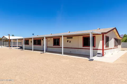 1267 N Ironwood Dr, Apache Junction, AZ 85120