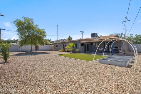 Exterior - 1212 Echo Ln, Phoenix, AZ 85020 photo 2 of 3