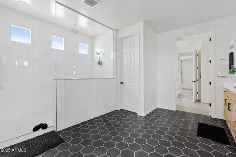 Bath - 9607 E Spiral Ave, Mesa, AZ 85212 photo 2 of 6