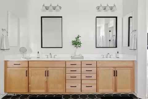 Bath - 9607 E Spiral Ave, Mesa, AZ 85212 photo 1 of 6