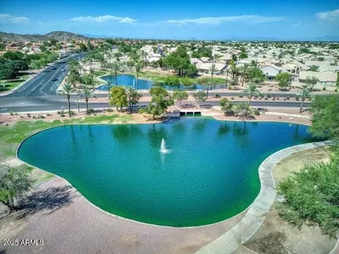 View/Area - 3831 E Cathedral Rock Dr, Phoenix, AZ 85044 photo 2 of 3