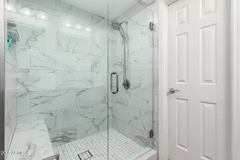 Bath - 3831 E Cathedral Rock Dr, Phoenix, AZ 85044 photo 2 of 3