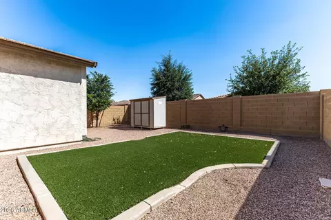 Exterior - 10061 E Thatcher Ave, Mesa, AZ 85212 photo 2 of 4