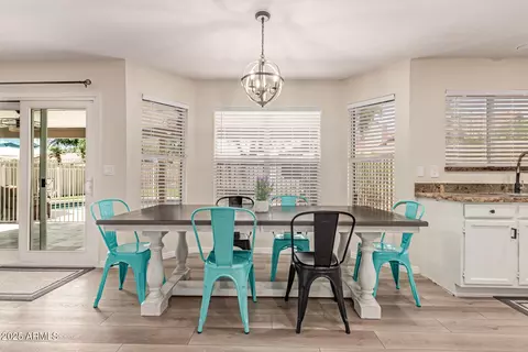 Dining - 2302 E Mountain Sky Ave, Phoenix, AZ 85048 photo 1 of 1