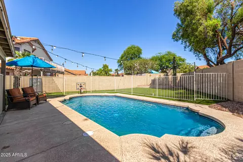 Exterior - 2302 E Mountain Sky Ave, Phoenix, AZ 85048 photo 8 of 17