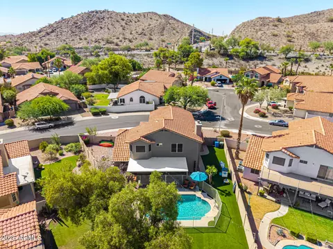 View/Area - 2302 E Mountain Sky Ave, Phoenix, AZ 85048 photo 4 of 28