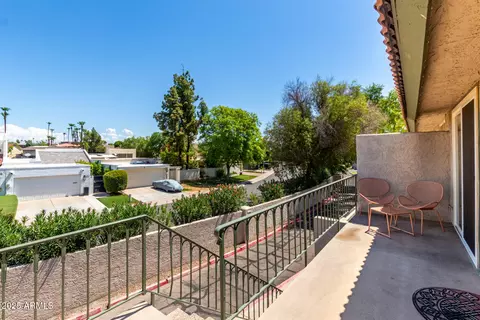 Exterior - 5621 S Captain Kidd Ct #E, Tempe, AZ 85283 photo 1 of 2
