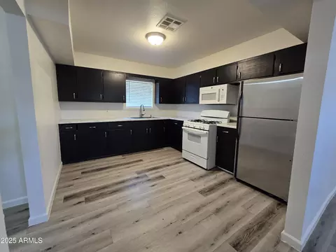 Kitchen - 2230 E Beverly Ln, Phoenix, AZ 85022 photo 3 of 3