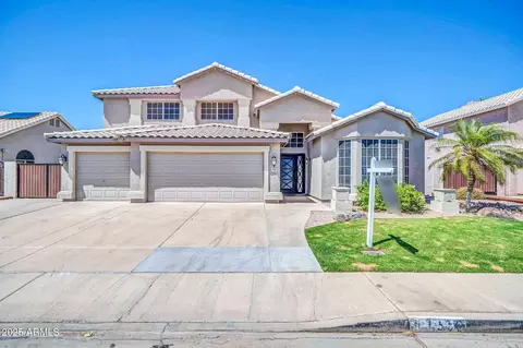 1330 W Beck Ln, Phoenix, AZ 85023