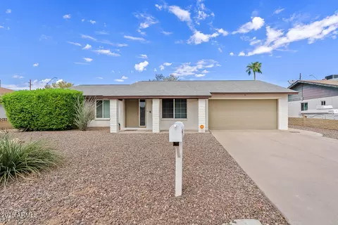 14010 N 42nd Dr, Phoenix, AZ 85053