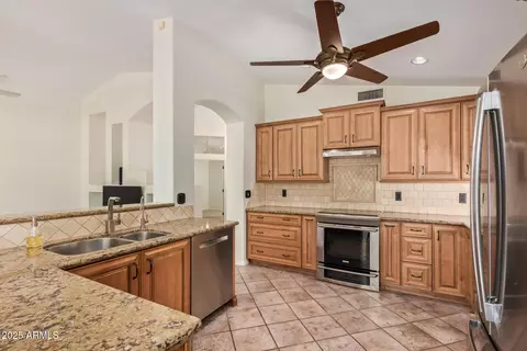 Kitchen - 1102 E Jasper Dr, Gilbert, AZ 85296 photo 2 of 5
