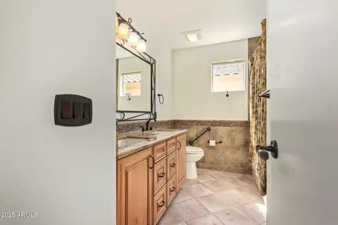 Bath - 1102 E Jasper Dr, Gilbert, AZ 85296 photo 4 of 4