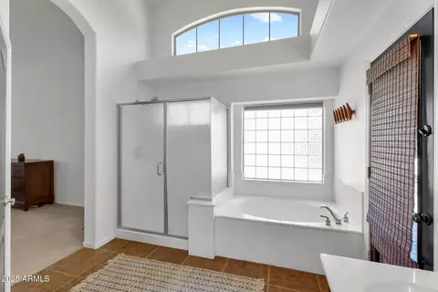 Bath - 3304 E Latham Way, Gilbert, AZ 85297 photo 2 of 5