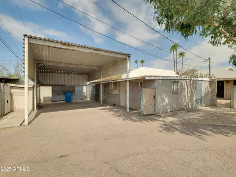 Exterior - 733 E Hatcher Rd, Phoenix, AZ 85020 photo 8 of 14