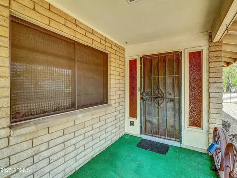 Exterior - 733 E Hatcher Rd, Phoenix, AZ 85020 photo 2 of 14