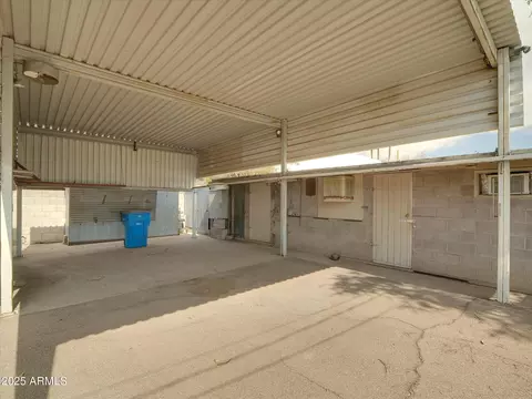 Exterior - 733 E Hatcher Rd, Phoenix, AZ 85020 photo 9 of 14