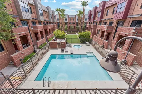 330 S Farmer Ave #115, Tempe, AZ 85281
